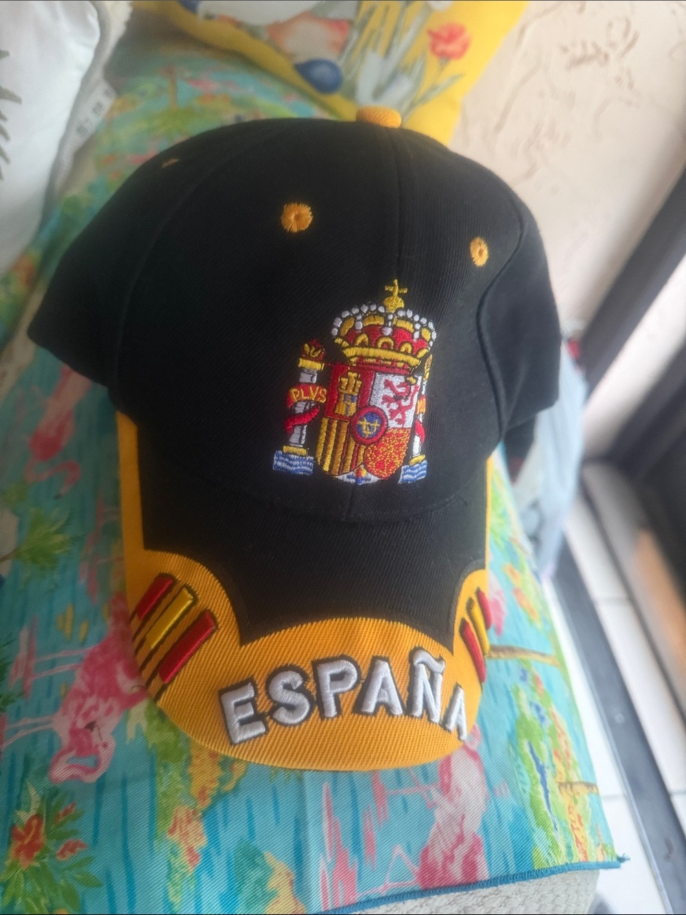 Black and Yellow España Embroidered Baseball Cap